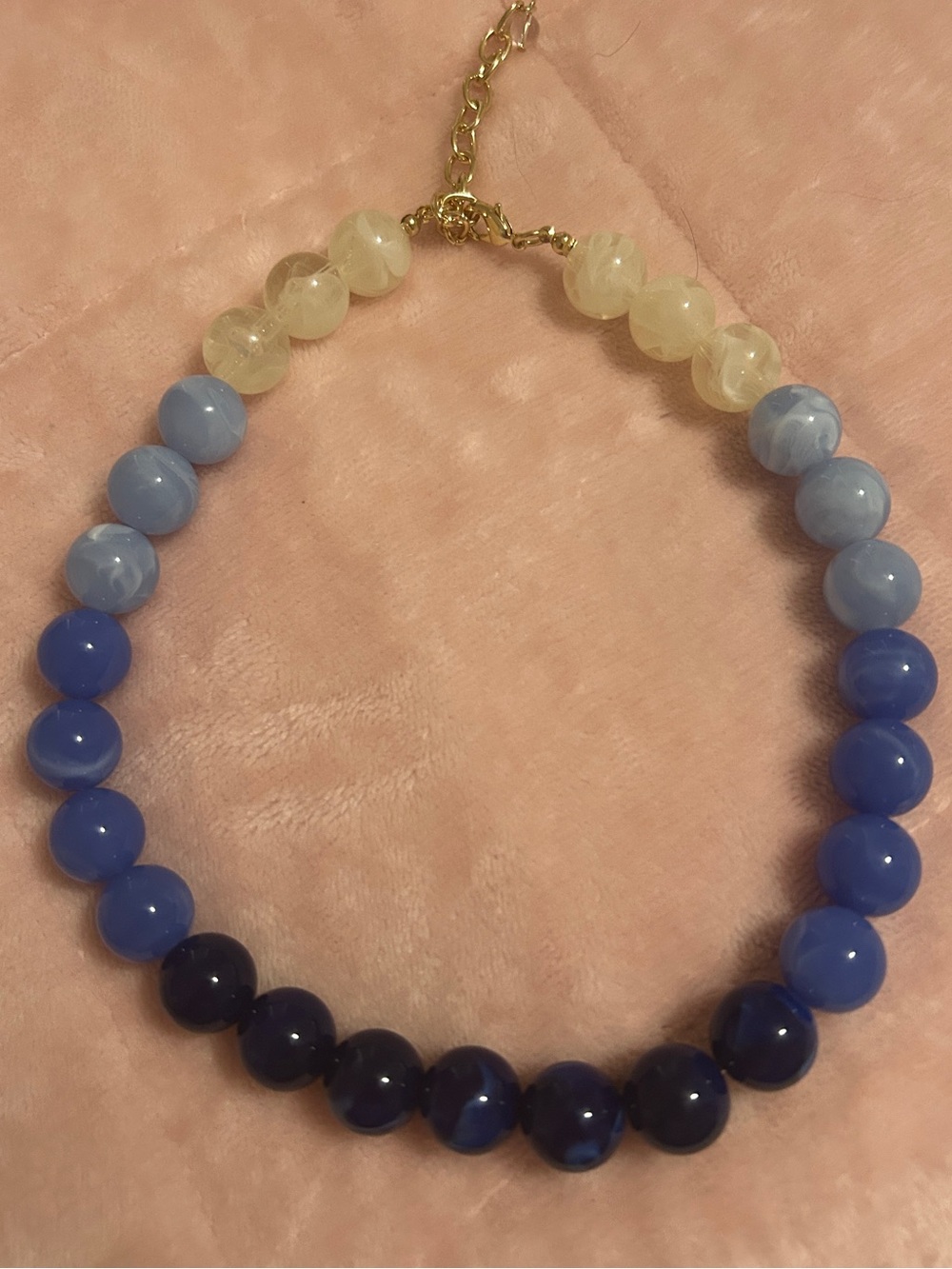 Lot of Chunky Necklaces/bracelet - Picture 3 of 6
